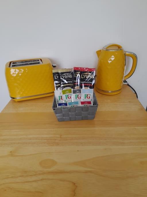 Cosy With Balcony And Breakfast Apartment Bishop Auckland