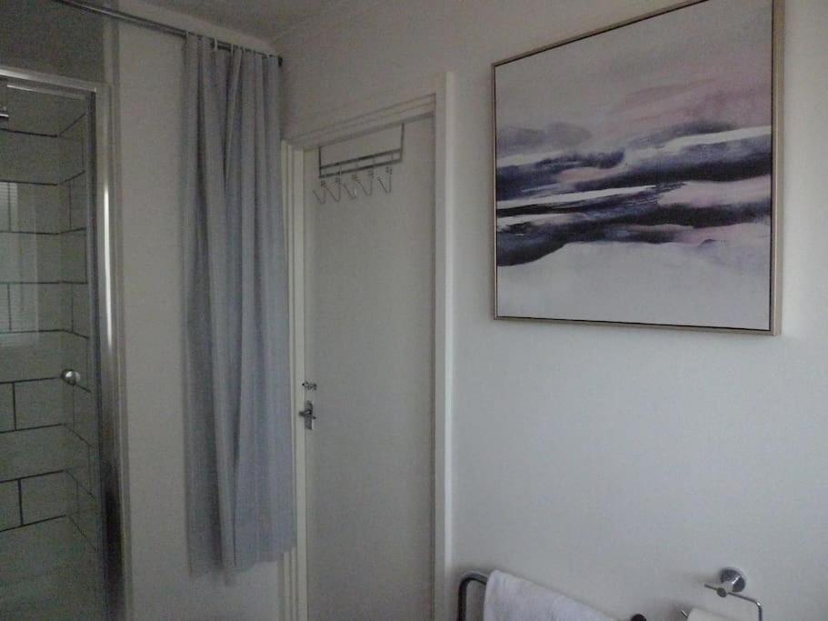 Cosy With Balcony And Breakfast Apartment