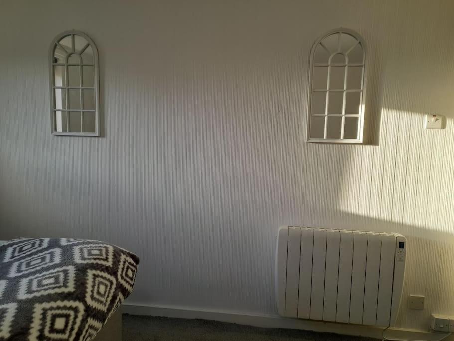 Cosy With Balcony And Breakfast Apartment